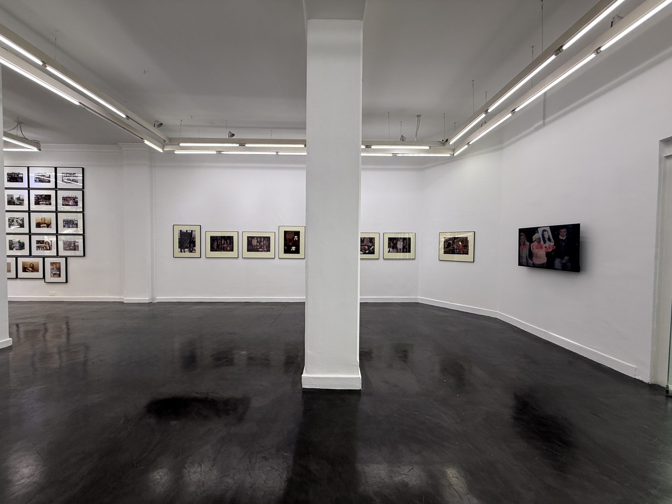 Rolf Art |  Buena Memoria - Marcelo Brodsky | Installation view #17