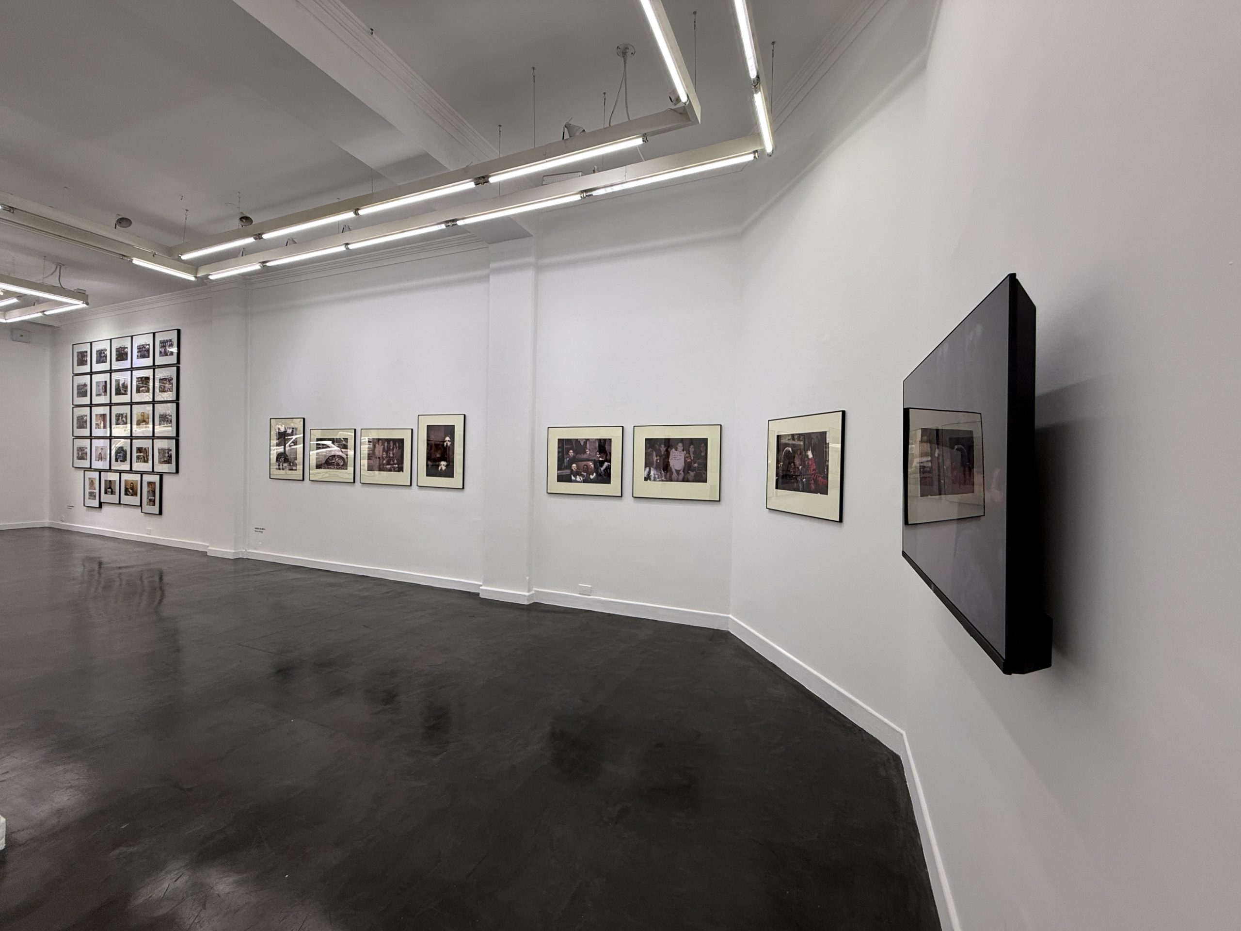 Rolf Art |  Buena Memoria - Marcelo Brodsky | Installation view #18